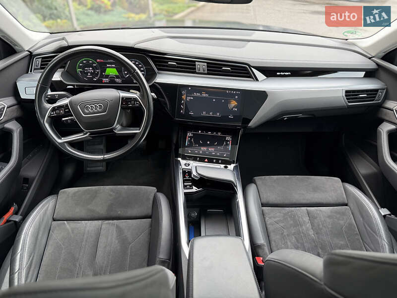 Позашляховик / Кросовер Audi e-tron 2021 в Тернополі