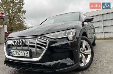 Внедорожник / Кроссовер Audi e-tron 2021 в 