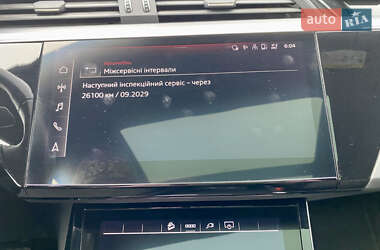 Внедорожник / Кроссовер Audi e-tron 2021 в 