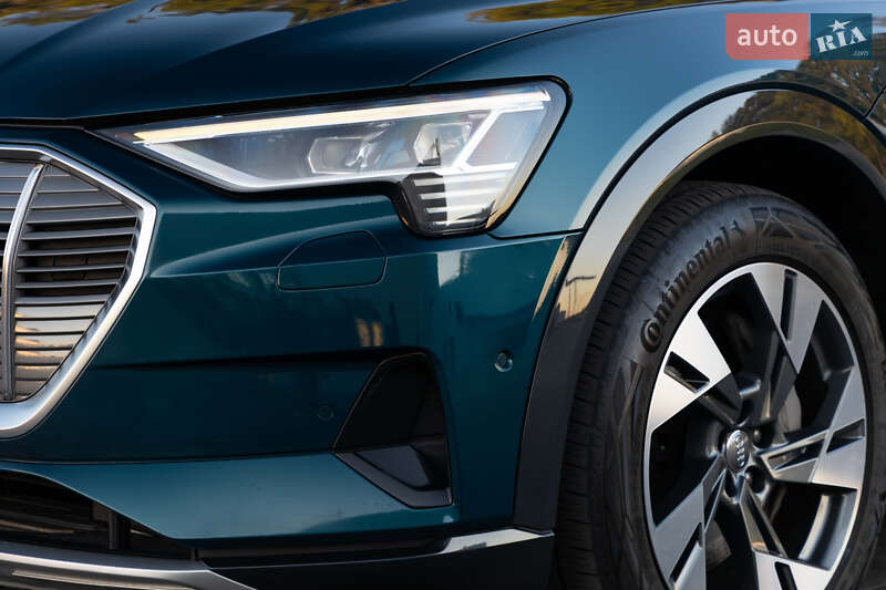 Позашляховик / Кросовер Audi e-tron 2019 в Луцьку