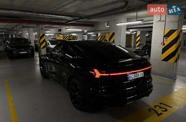 Внедорожник / Кроссовер Audi e-tron 2020 в 