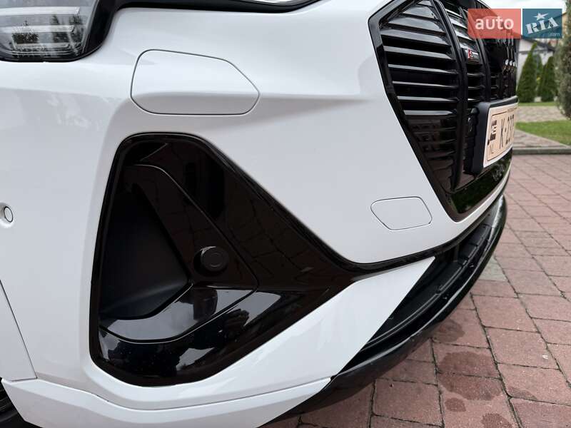 Внедорожник / Кроссовер Audi e-tron 2021 в Львове