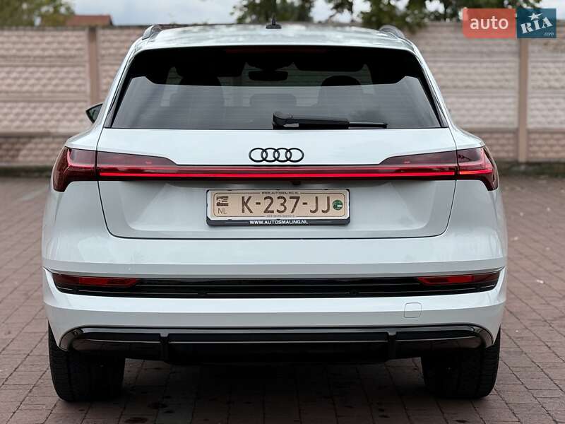 Внедорожник / Кроссовер Audi e-tron 2021 в Львове