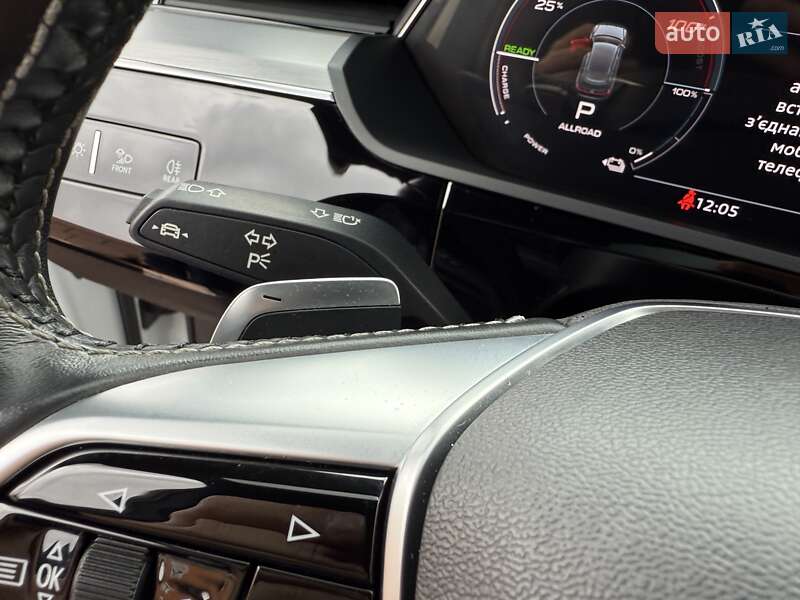 Внедорожник / Кроссовер Audi e-tron 2021 в Львове