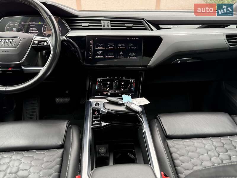 Внедорожник / Кроссовер Audi e-tron 2021 в Львове