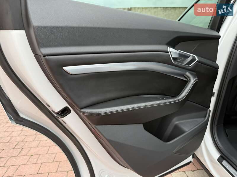 Внедорожник / Кроссовер Audi e-tron 2021 в Львове