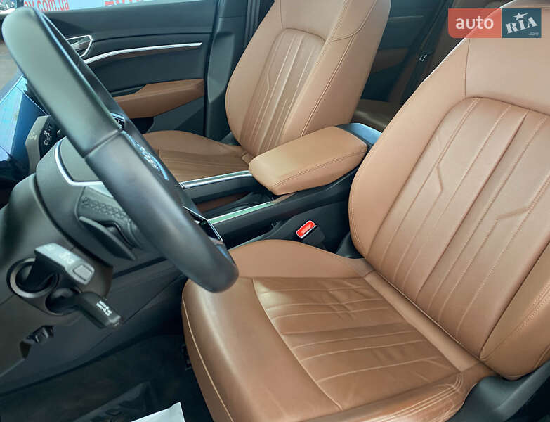 Внедорожник / Кроссовер Audi e-tron 2021 в Львове