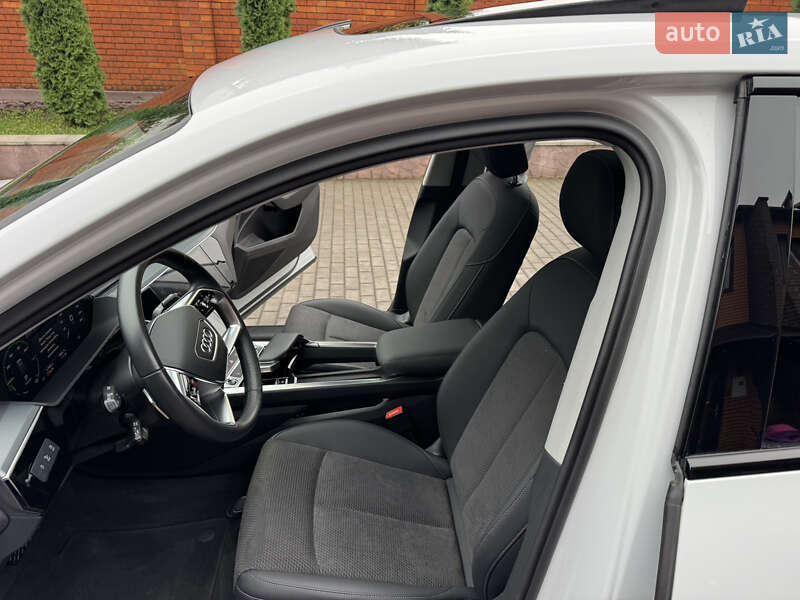 Внедорожник / Кроссовер Audi e-tron 2023 в Хмельницком фото 12 Внедорожник / Кроссовер Audi e-tron 2023 в Хмельницком