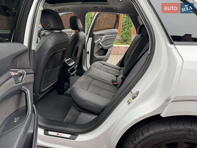 Внедорожник / Кроссовер Audi e-tron 2023 в Хмельницком фото 17 Внедорожник / Кроссовер Audi e-tron 2023 в Хмельницком
