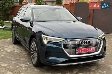 Внедорожник / Кроссовер Audi e-tron 2020 в 