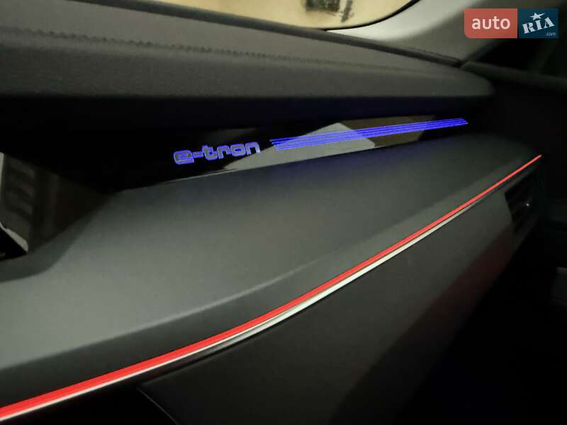 Внедорожник / Кроссовер Audi e-tron 2020 в Коломые