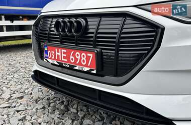Внедорожник / Кроссовер Audi e-tron 2020 в 