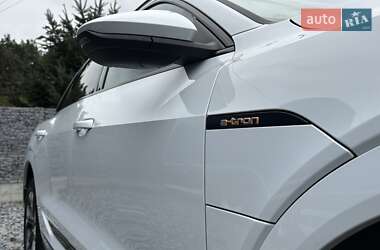Внедорожник / Кроссовер Audi e-tron 2020 в 