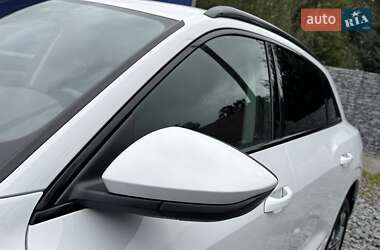 Внедорожник / Кроссовер Audi e-tron 2020 в 