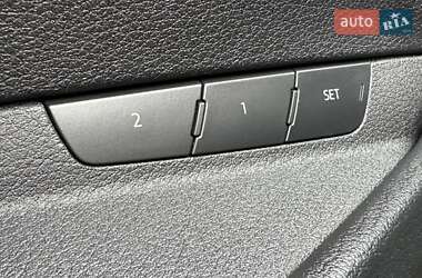 Внедорожник / Кроссовер Audi e-tron 2020 в 
