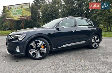 Внедорожник / Кроссовер Audi e-tron 2019 в 