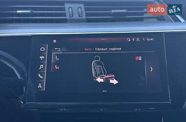 Позашляховик / Кросовер Audi e-tron 2019 в 