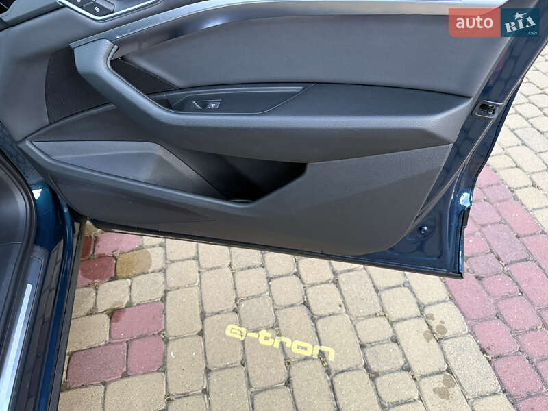 Позашляховик / Кросовер Audi e-tron 2019 в Хмельницькому