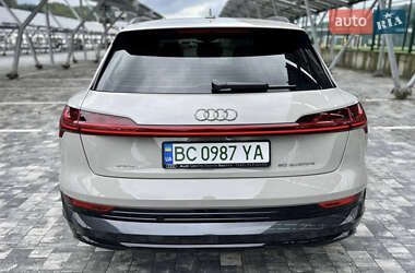 Внедорожник / Кроссовер Audi e-tron 2020 в 