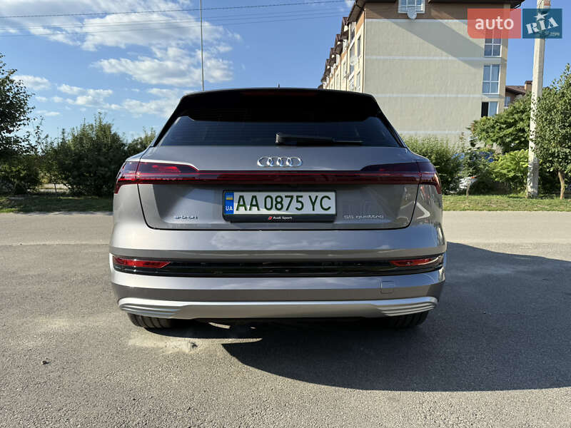 Внедорожник / Кроссовер Audi e-tron 2020 в Киеве