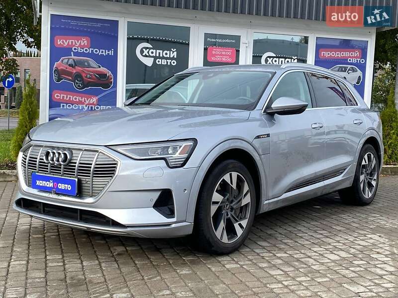 Внедорожник / Кроссовер Audi e-tron 2022 в Львове