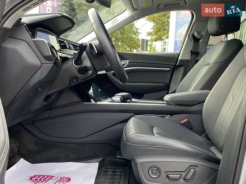 Внедорожник / Кроссовер Audi e-tron 2022 в Львове
