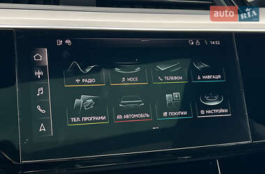 Позашляховик / Кросовер Audi e-tron 2020 в 
