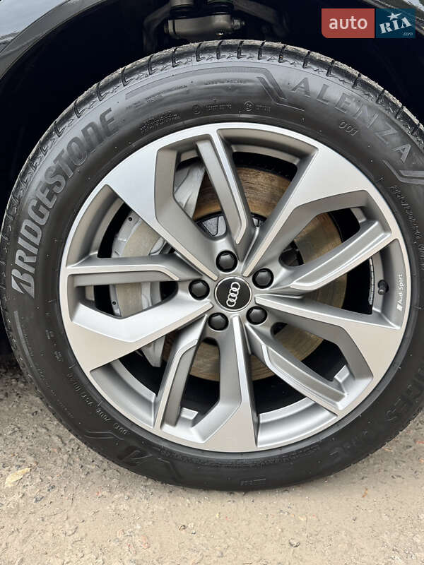 Внедорожник / Кроссовер Audi e-tron 2020 в Одессе