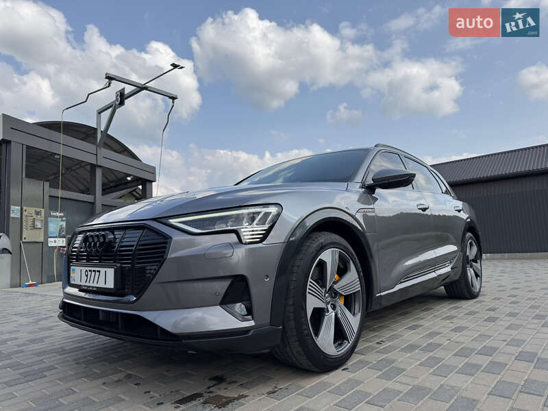 Внедорожник / Кроссовер Audi e-tron 2019 в Львове