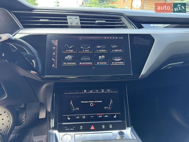 Внедорожник / Кроссовер Audi e-tron 2019 в Львове