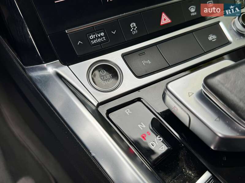 Позашляховик / Кросовер Audi e-tron 2020 в Дрогобичі фото 90 Позашляховик / Кросовер Audi e-tron 2020 в Дрогобичі