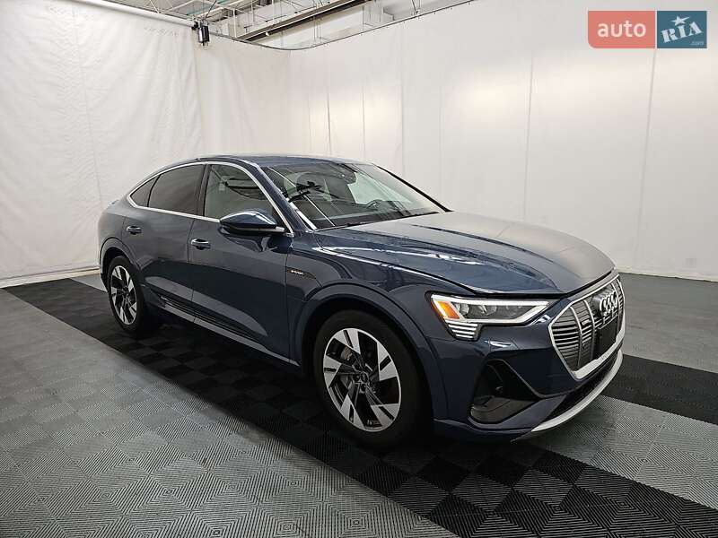 Внедорожник / Кроссовер Audi e-tron 2023 в Кропивницком
