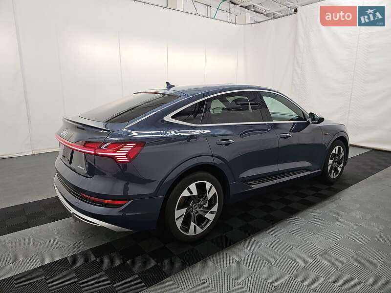 Внедорожник / Кроссовер Audi e-tron 2023 в Кропивницком