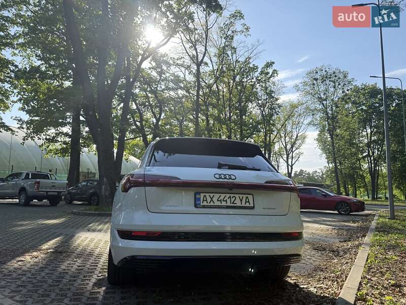 Внедорожник / Кроссовер Audi e-tron 2022 в Харькове фото 3 Внедорожник / Кроссовер Audi e-tron 2022 в Харькове