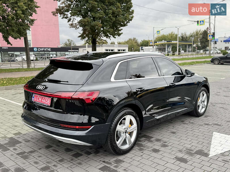 Внедорожник / Кроссовер Audi e-tron 2023 в Хмельницком