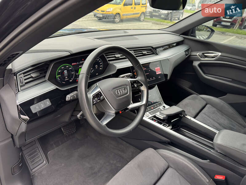 Внедорожник / Кроссовер Audi e-tron 2023 в Хмельницком