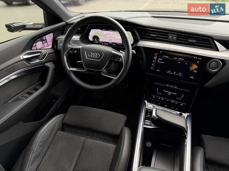 Позашляховик / Кросовер Audi e-tron 2019 в Ужгороді