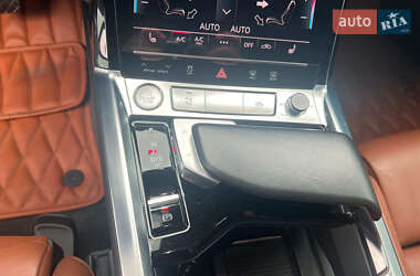 Внедорожник / Кроссовер Audi e-tron 2019 в 