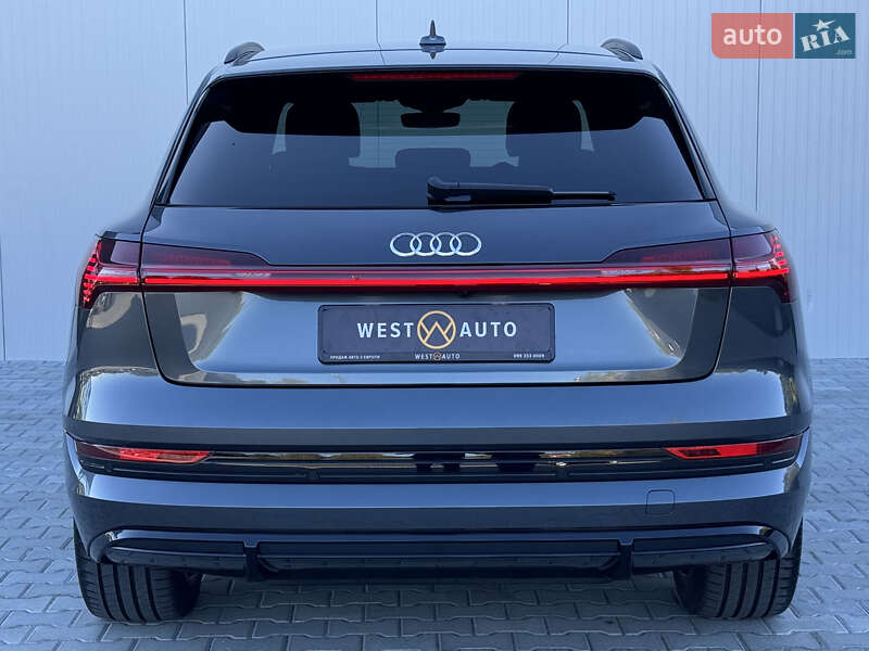Позашляховик / Кросовер Audi e-tron 2022 в Мукачевому