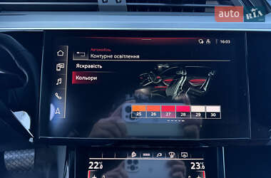 Внедорожник / Кроссовер Audi e-tron 2022 в 