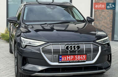 Внедорожник / Кроссовер Audi e-tron 2020 в 