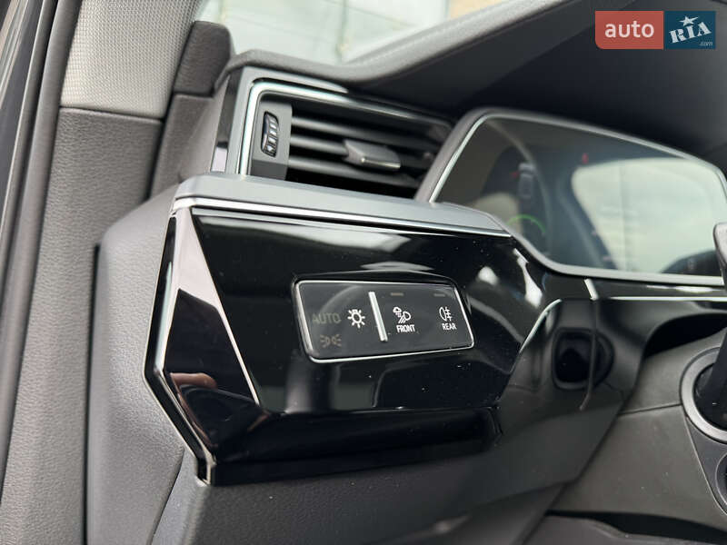 Внедорожник / Кроссовер Audi e-tron 2020 в Тернополе фото 68 Внедорожник / Кроссовер Audi e-tron 2020 в Тернополе
