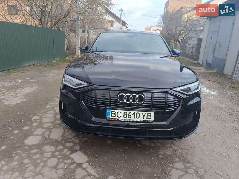 Внедорожник / Кроссовер Audi e-tron 2019 в Львове