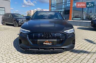 Внедорожник / Кроссовер Audi e-tron 2019 в 