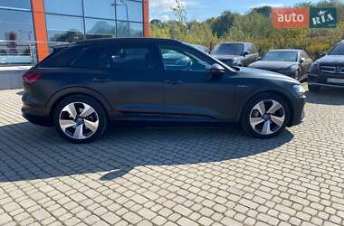 Внедорожник / Кроссовер Audi e-tron 2019 в 