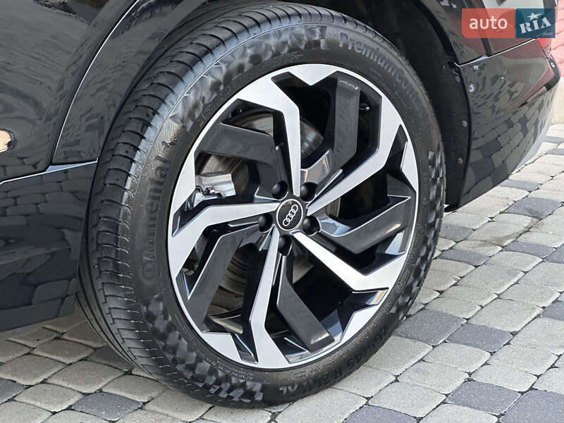 Позашляховик / Кросовер Audi e-tron 2021 в Мукачевому