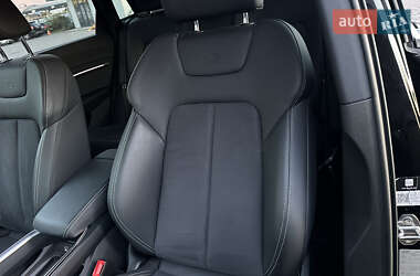 Внедорожник / Кроссовер Audi e-tron 2021 в 