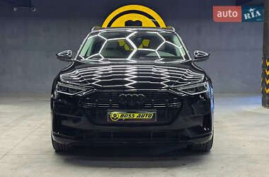 Внедорожник / Кроссовер Audi e-tron 2023 в 