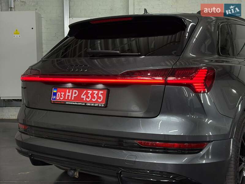 Внедорожник / Кроссовер Audi e-tron 2021 в Луцке