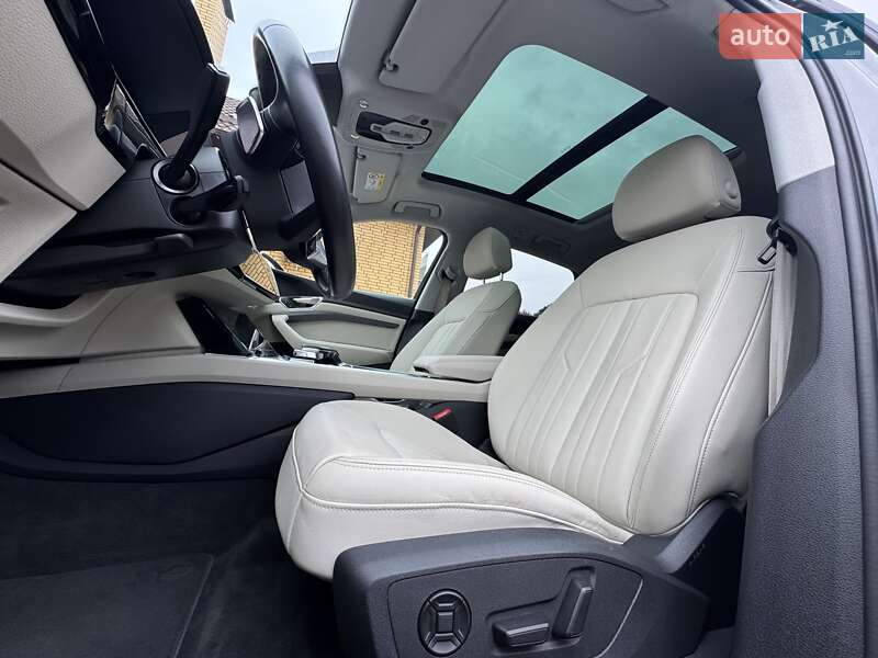 Внедорожник / Кроссовер Audi e-tron 2022 в Луцке